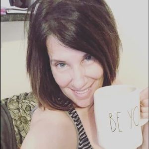 Meet your Posher, Kim